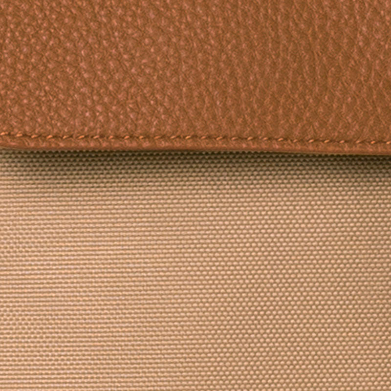 Pochette latérale Petronas Tour — image 2