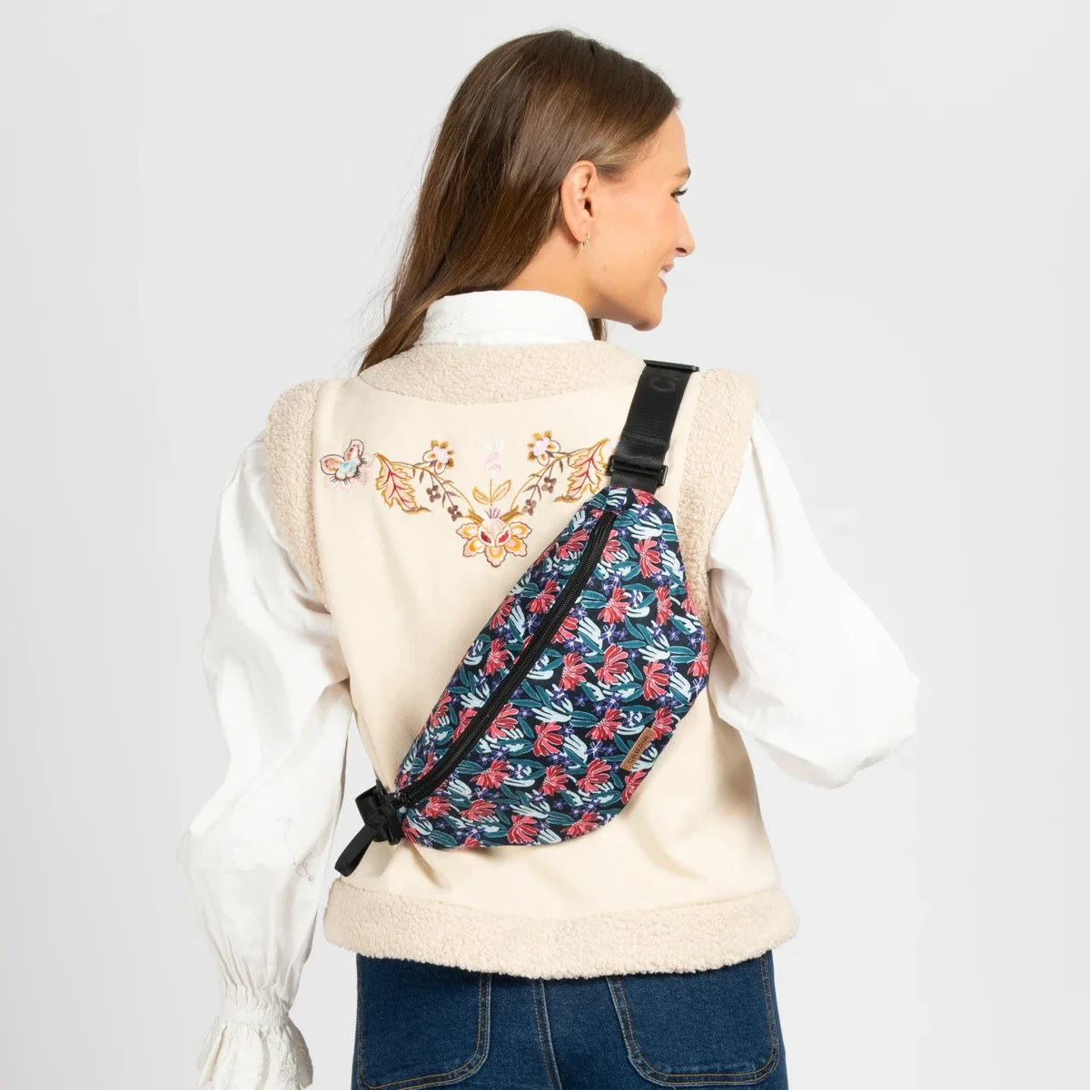 Sac banane Large Lucerne — image 3
