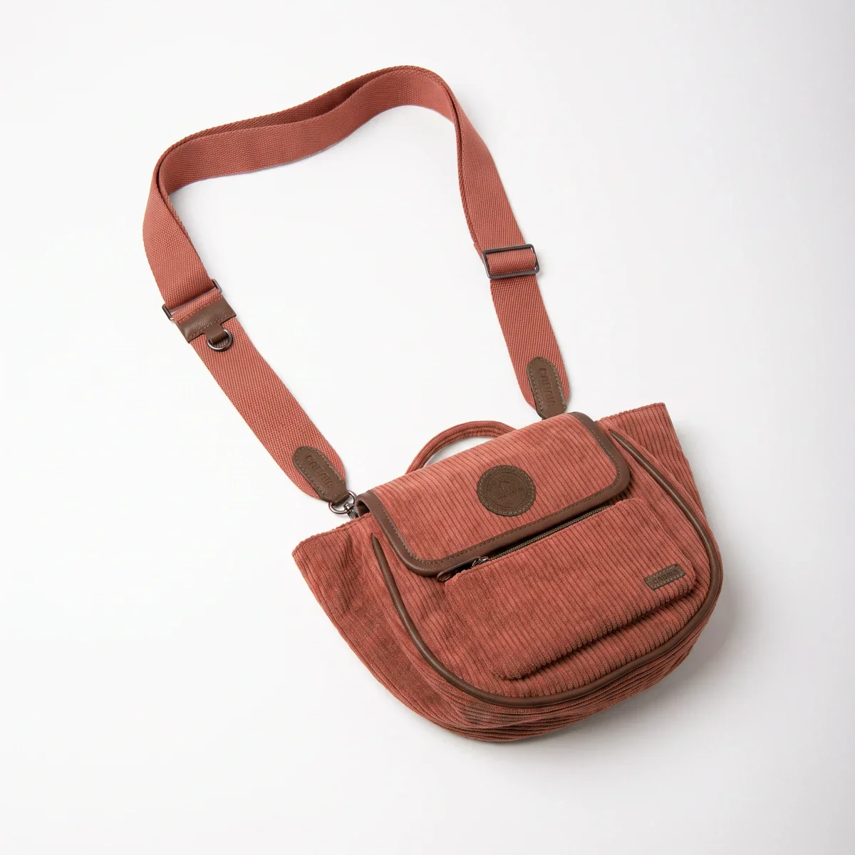 Crossbody Wanderer Mora — image 4