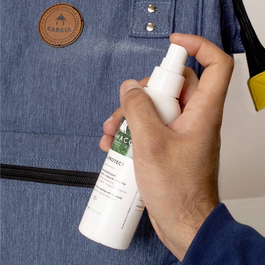 Eco-friendly waterproofing spray — image 2